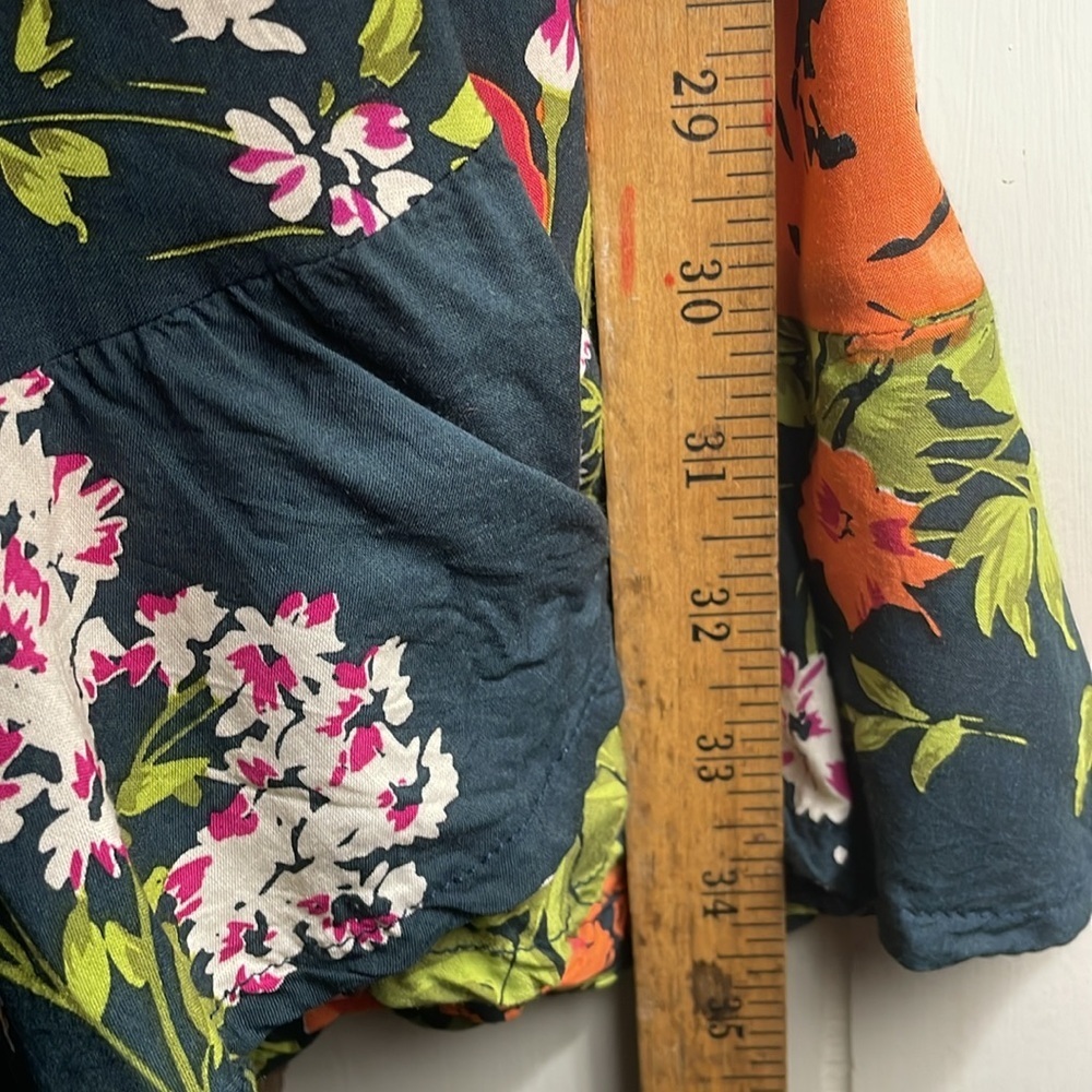 KIVARI floral mini wrap dress - Picture 4 of 5
